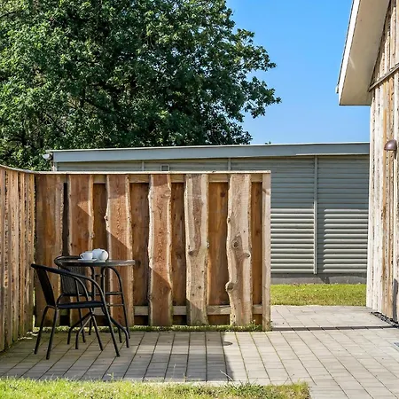 4 Bedroom Cozy In Σπίτι διακοπών *