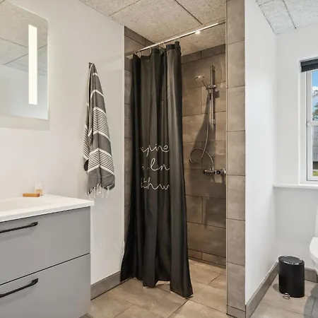 4 Bedroom Cozy In * Skjern