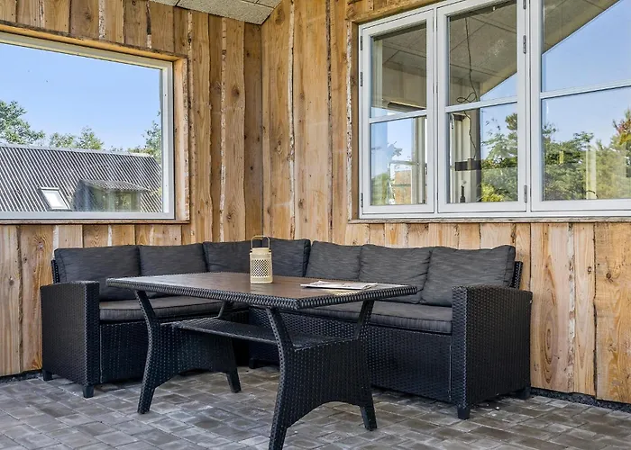 펜션 4 Bedroom Cozy In *