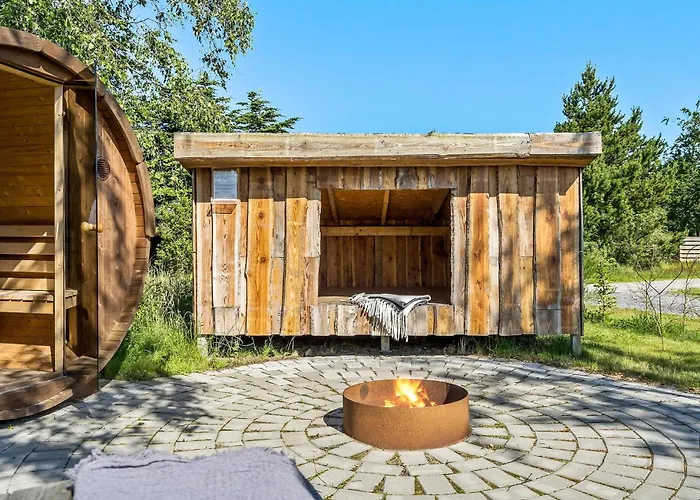 펜션 4 Bedroom Cozy In Skjern