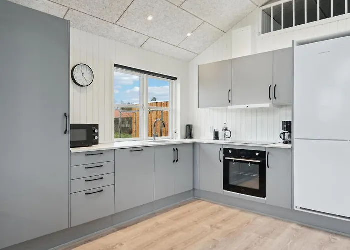 펜션 4 Bedroom Cozy In Skjern