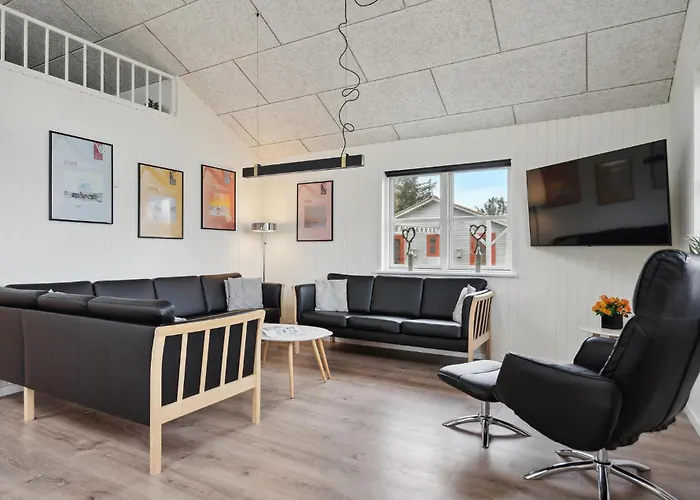 4 Bedroom Cozy In *